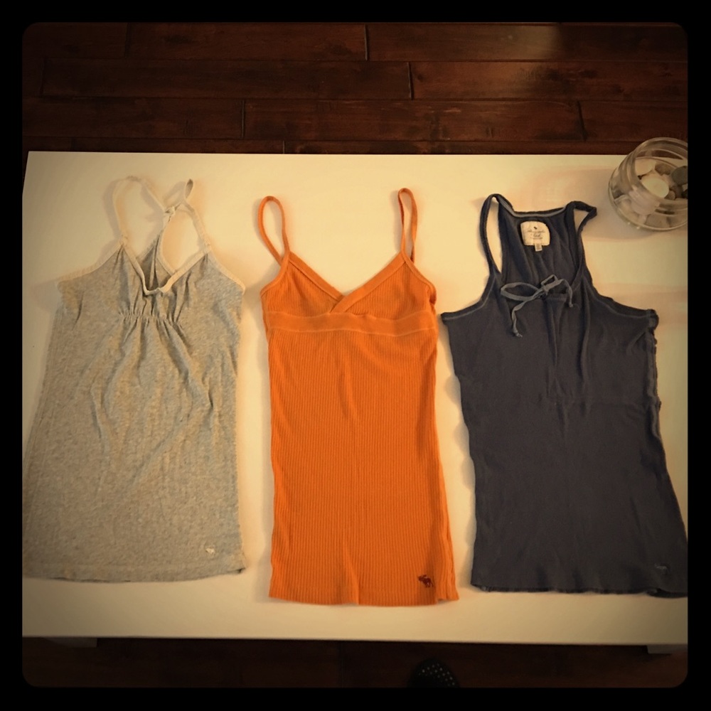 Abercrombie & fitch tank top bundle💕