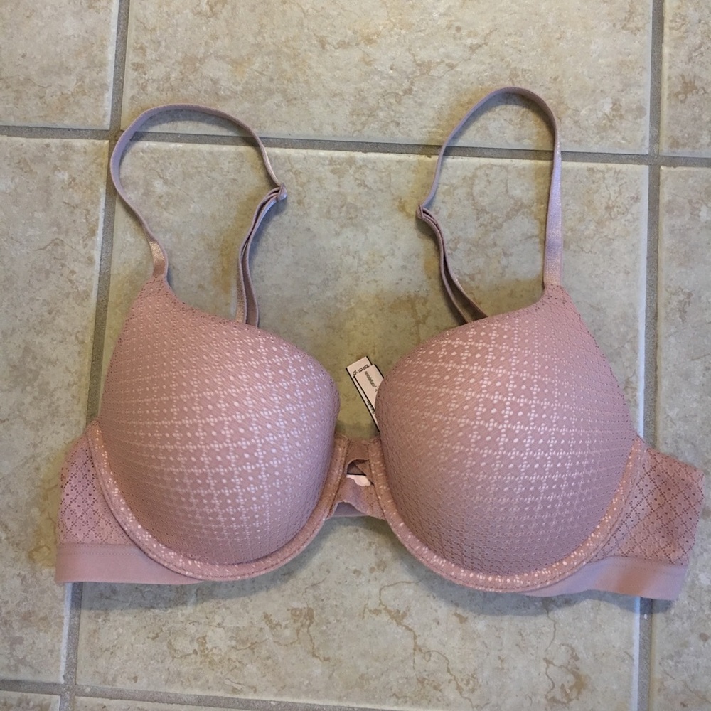 NWOT Victoria's Secret perfect shape bra size 36B