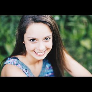 Meet your Posher, Hannah