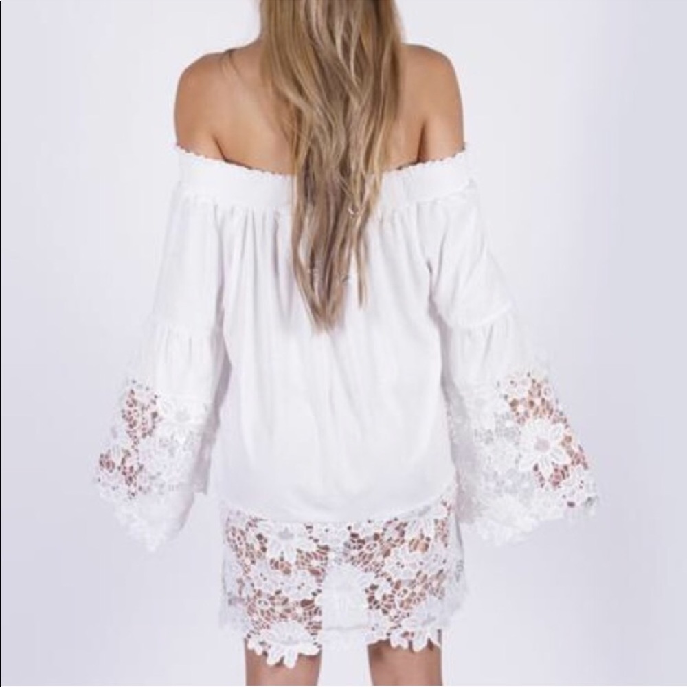 Lace Off the Shoulder Tunic - Picture 4 of 4