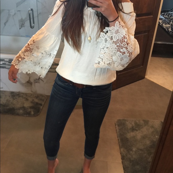 Lace Off the Shoulder Tunic - Picture 3 of 4