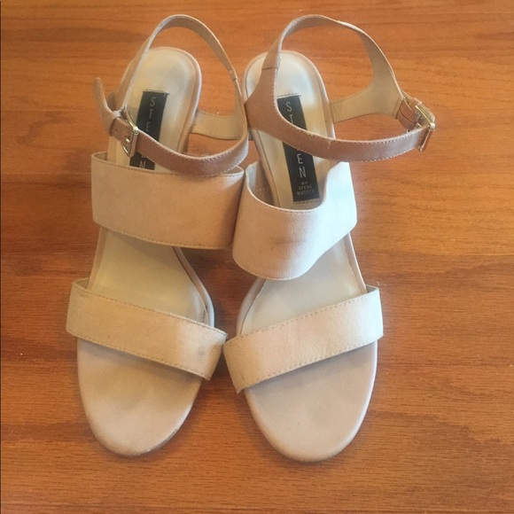 Nude strappy STEVEN by Steve Madden heels - Picture 2 of 4