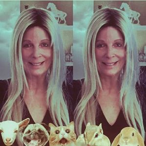 Meet your Posher, Devra