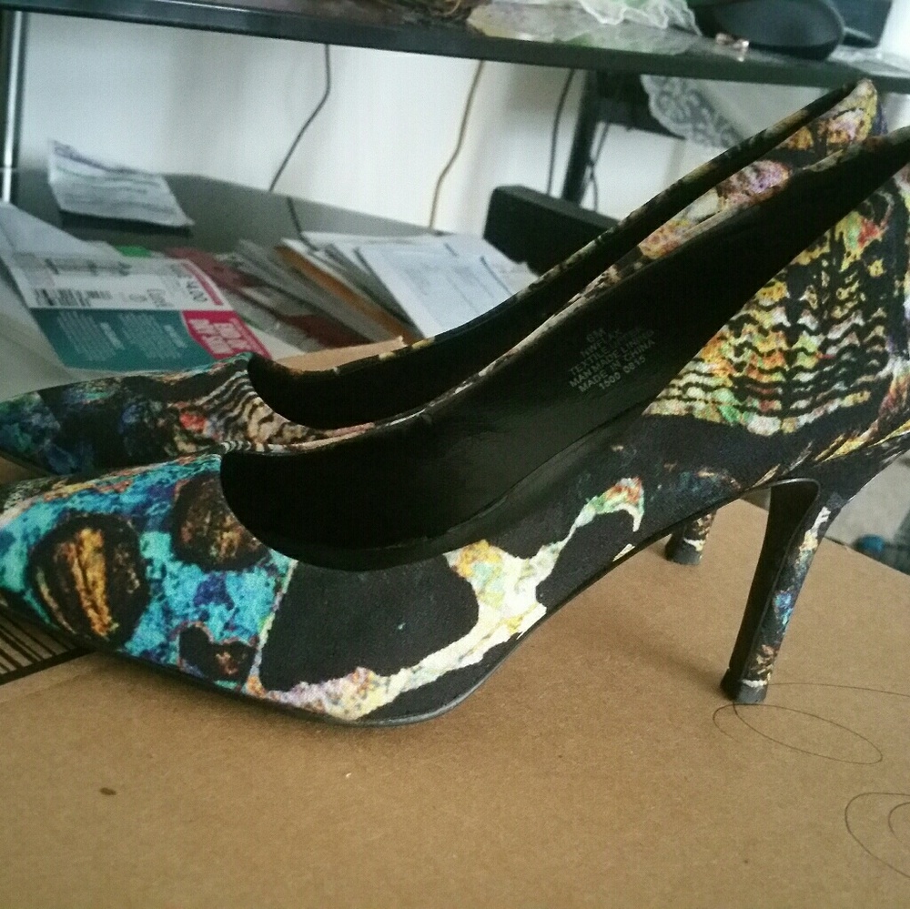 Shoe