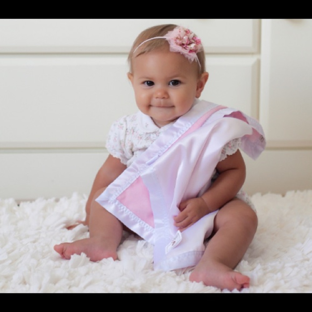 Comfort Silkie comfort blanket - brand new in box