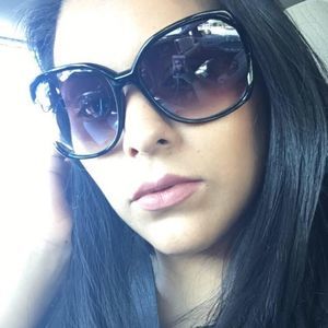 Meet your Posher, Sandy