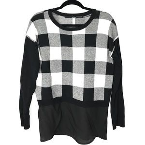 Kensie black white sweater size Medium