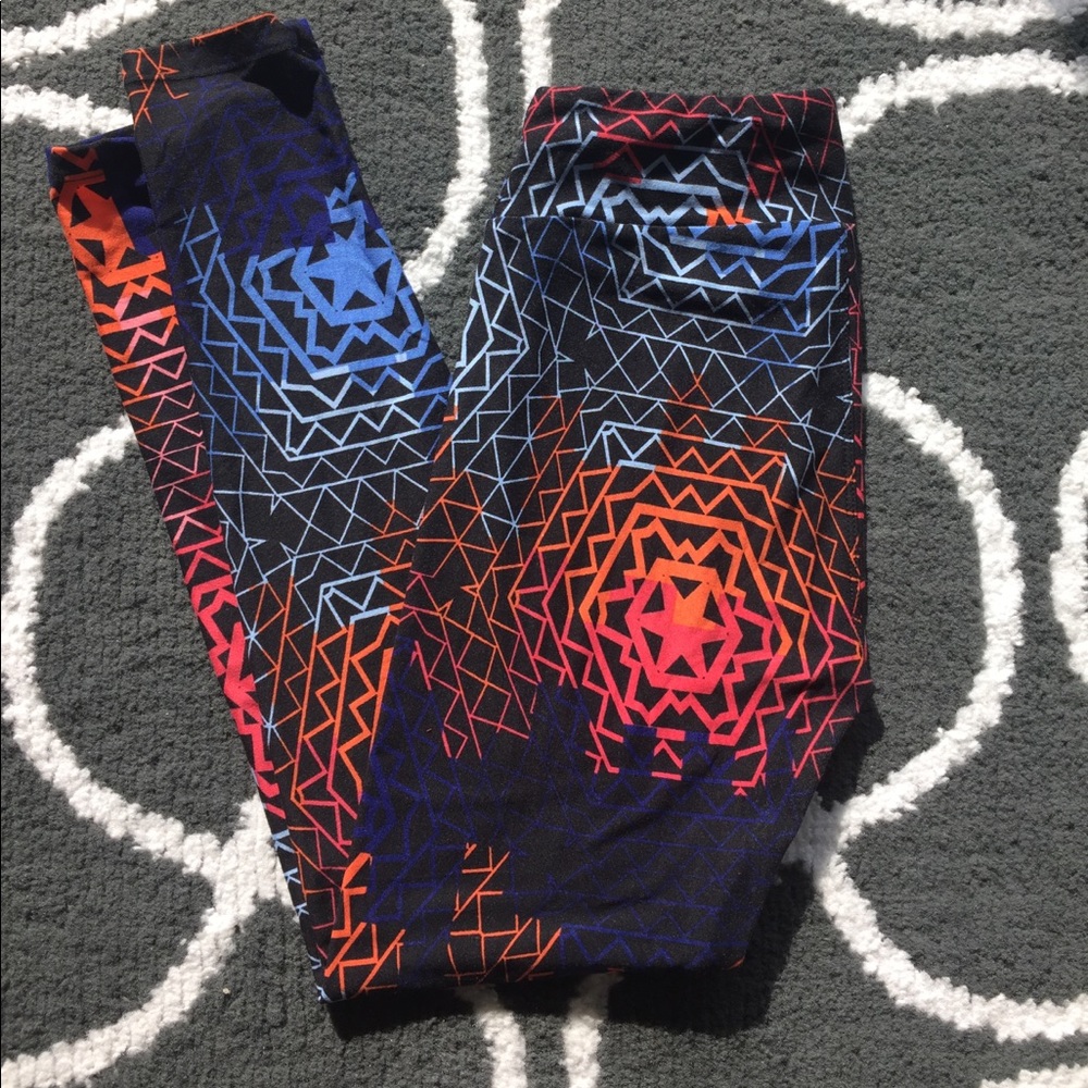 LuLaRoe OS Leggings!!