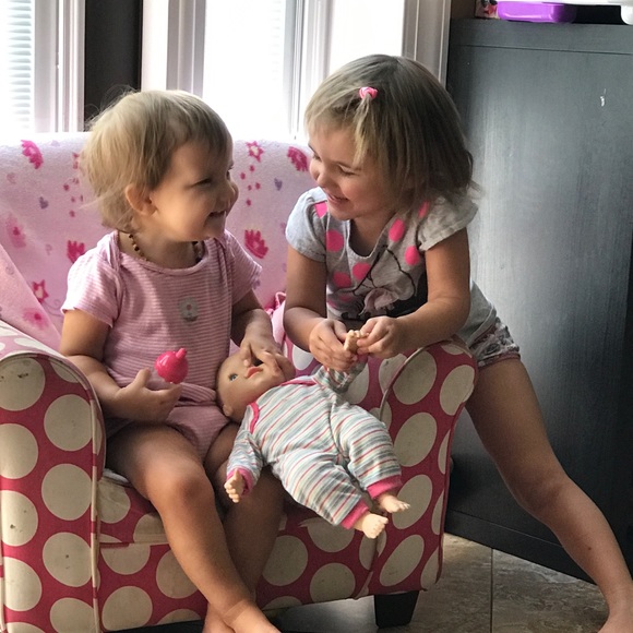 Meet your Posher, Paula !!! - Picture 3 of 3