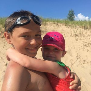 Meet your Posher, Crystal