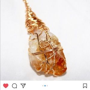 Pos's goodies pendant