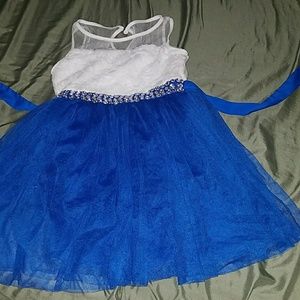 Little girls Party dress
