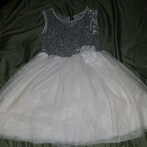 Little girls party dress