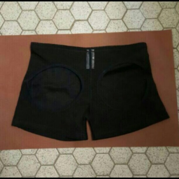 BLACK SHORT BUTT LIFTER SHAPER CONTROL - Picture 2 of 4