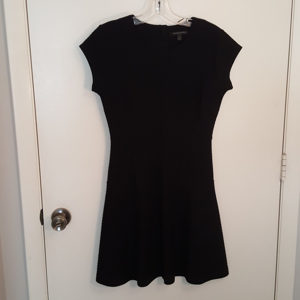 Banana Republic Black Box Patterned Dress