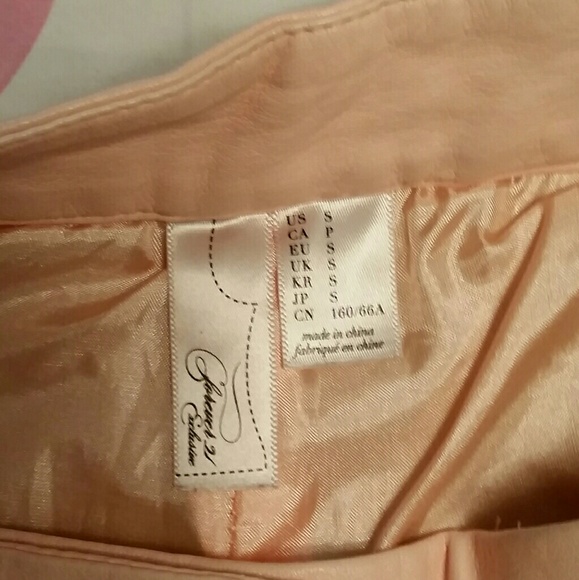 Peach Leather Like Shorts - Picture 4 of 6