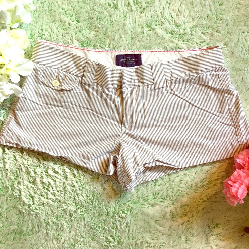 💜AE Pinstripes Shorts💜