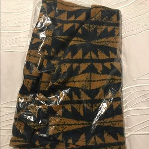 Lula Roe-Azure skirt