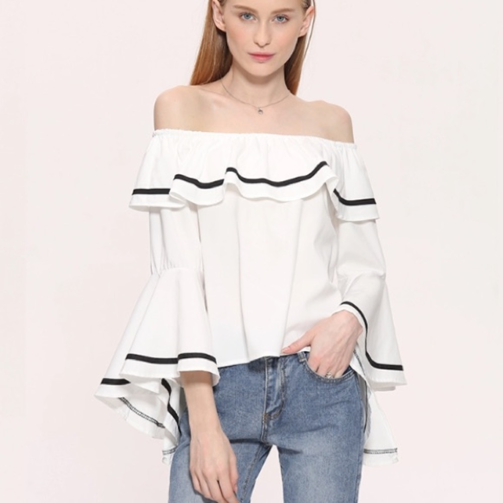 Off shoulder ruffle sleeve top