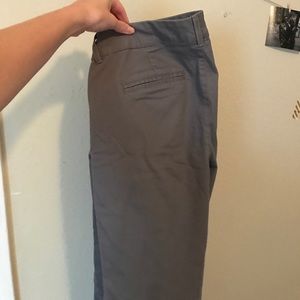 Gray Old Navy Pixie Pant NWOT