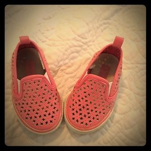 Like new crazy 8 size 4 toddler shoes