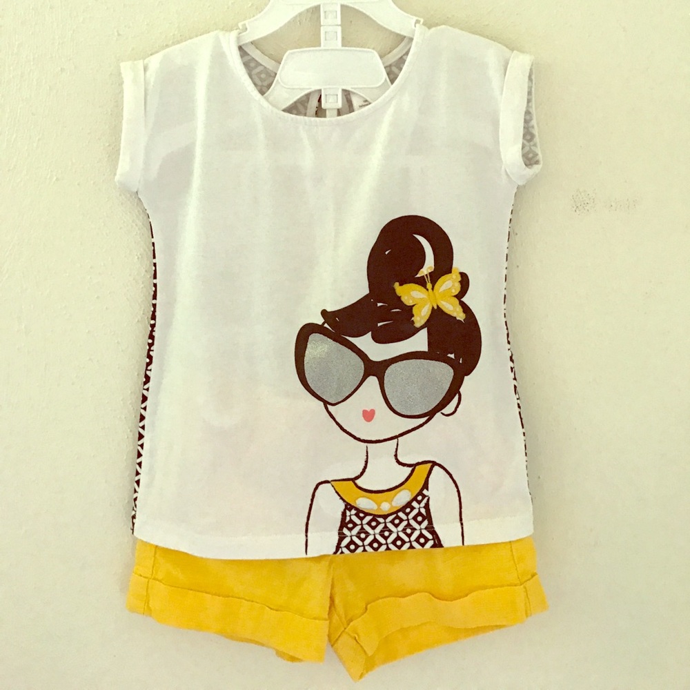 Gymboree shorts and shirt size 4.