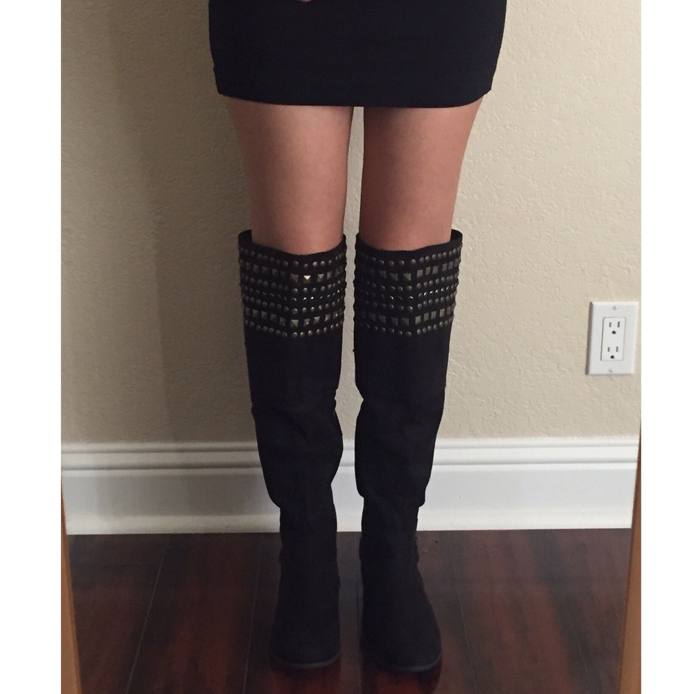 **SOLD** BOOT SIZE 7.5