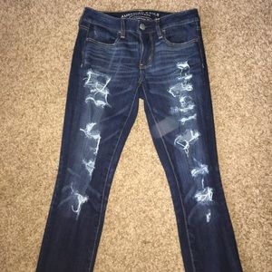 Dark wash, destroyed American eagle jeggings !!!