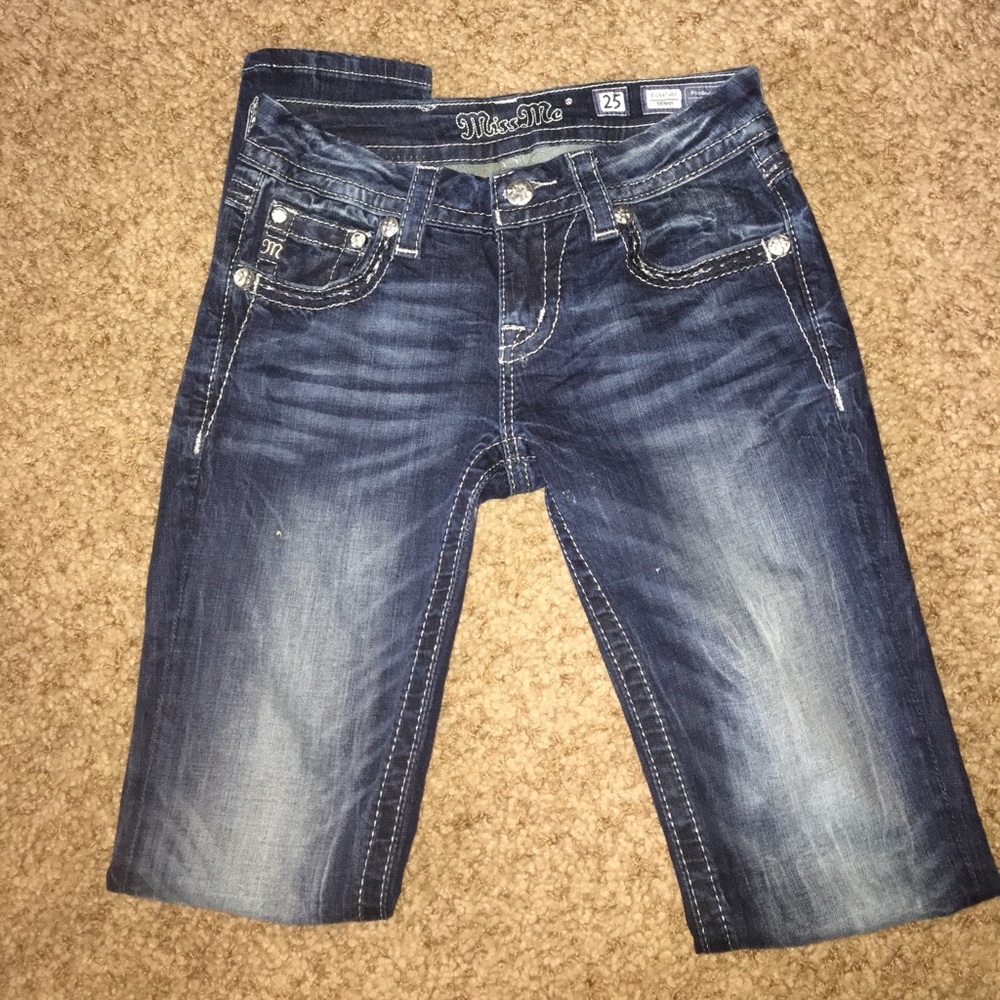 Size 25 dark wash miss me skinny jeans !! NWOT !!!