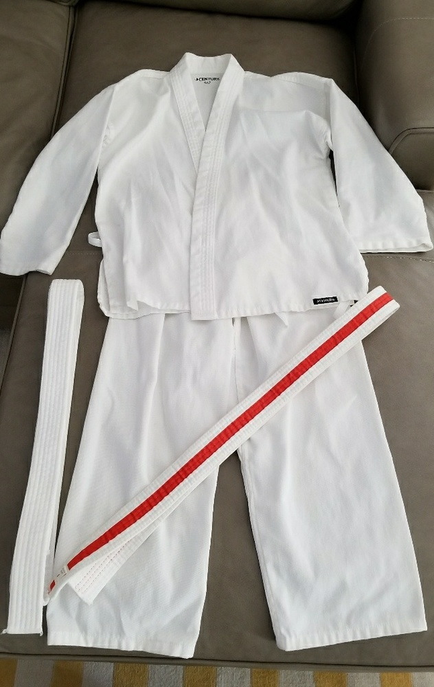 Children's Martial Art Uniform w/2 belts
