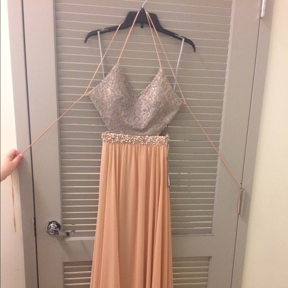 Gorgeous prom dress