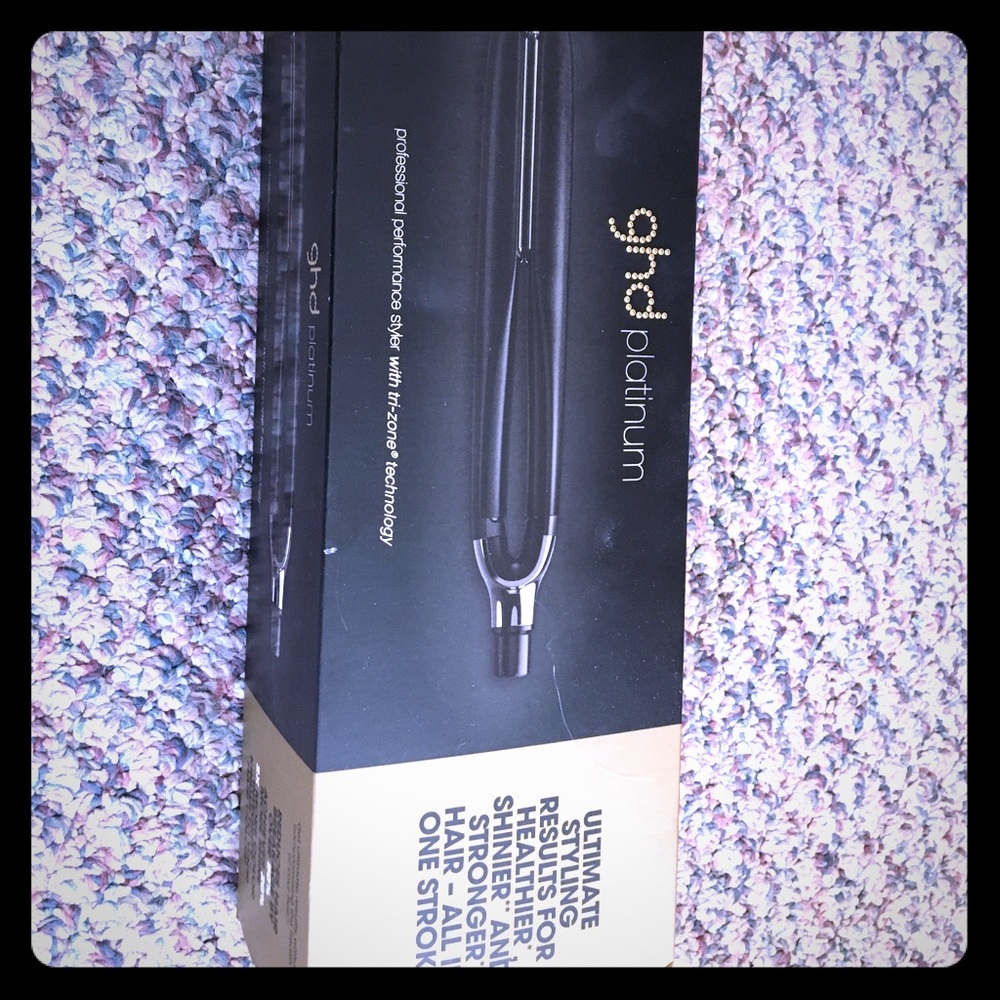 Brand new GHD platinum straightener/ curler
