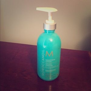 Moroccanoil smoothing lotion