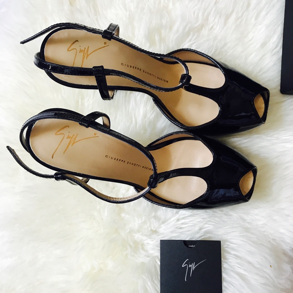 Giuseppe Zanotti  Monro heels size 39 box included