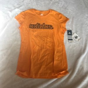 Adidas graphic tee 💸TAGS!!! never been worn💸