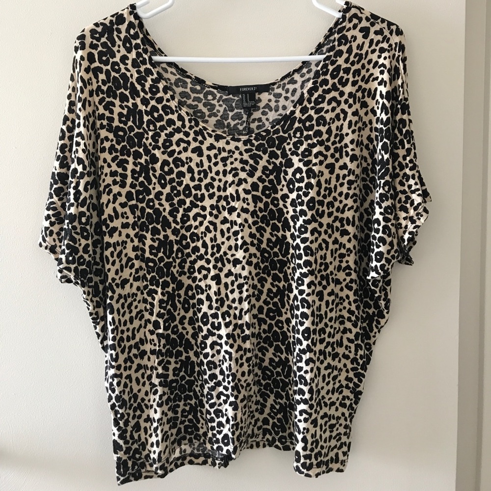 Leopard print top