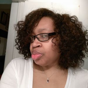 Meet your Posher, Lashunda