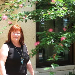 Meet your Posher, Jeanne