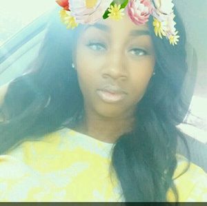 Meet your Posher, Brittany