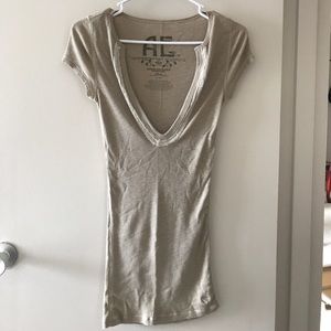 Super cute tee with bead detail