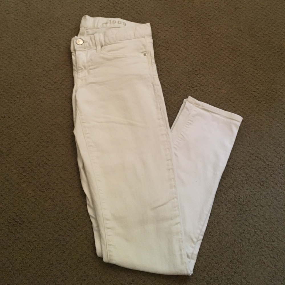 skinny white jeans