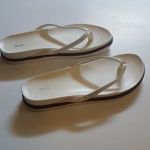 Rhinestone detail Apt.9 flip flop