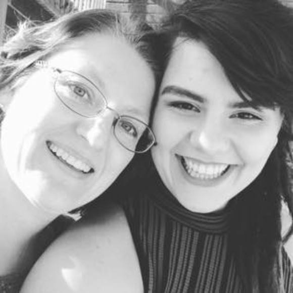 Meet your Posher, Joanna - Picture 1 of 1