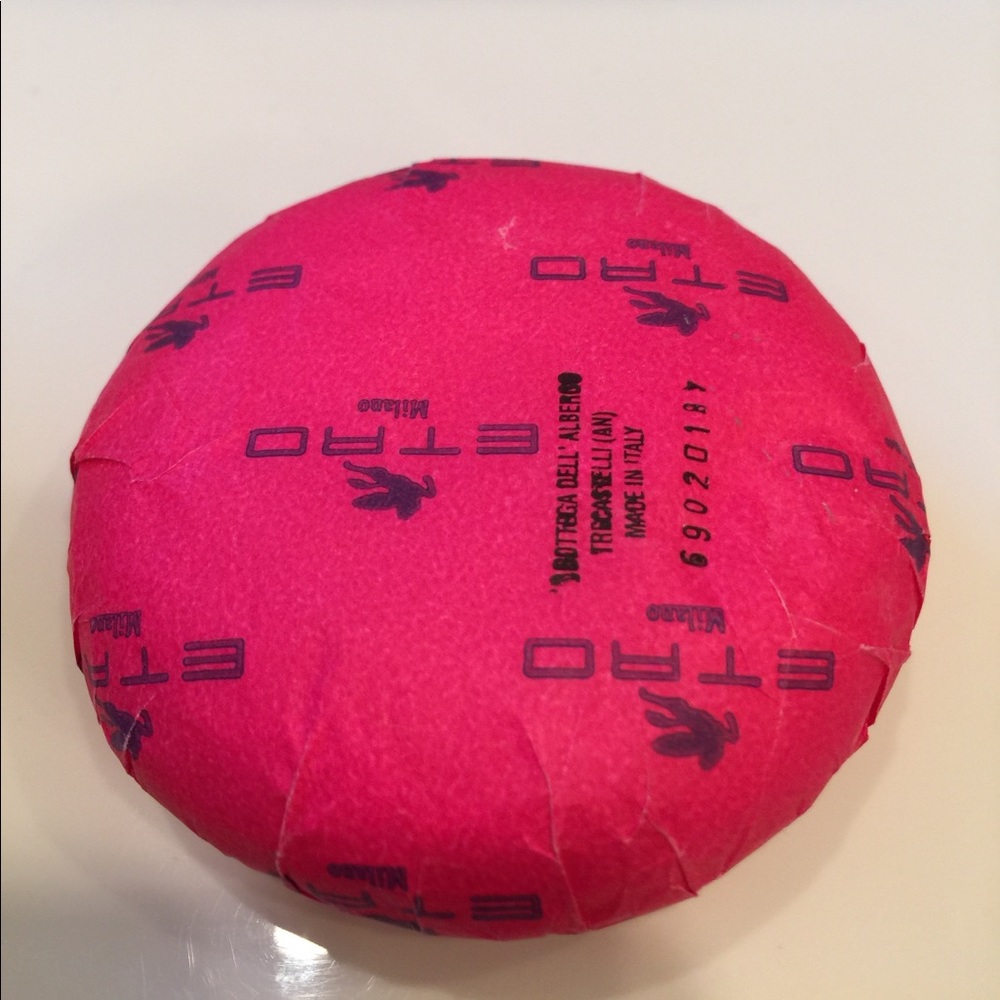 Etro soap 🛍 - Picture 3 of 3