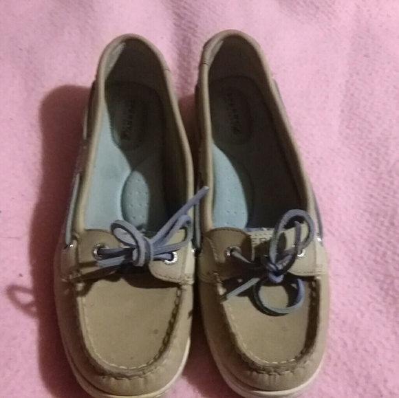 Sperry shoes - Picture 2 of 4