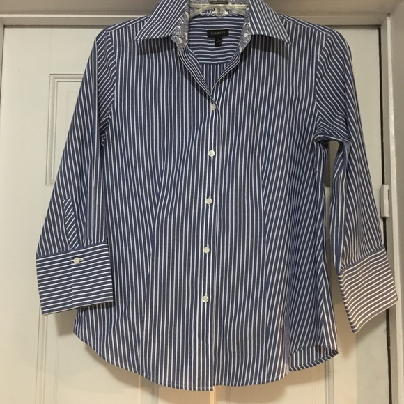 Talbots Tops - Talbots 3/4 sleeve Navy Pinstripe Shirt size 4