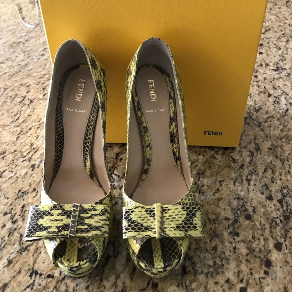 Leather fendi Platform yellow Shoes Sz 38