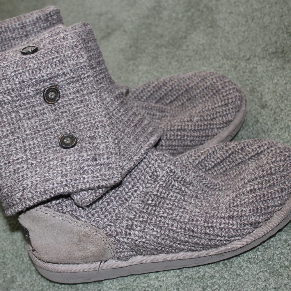 Gray Knit Ugg Boots