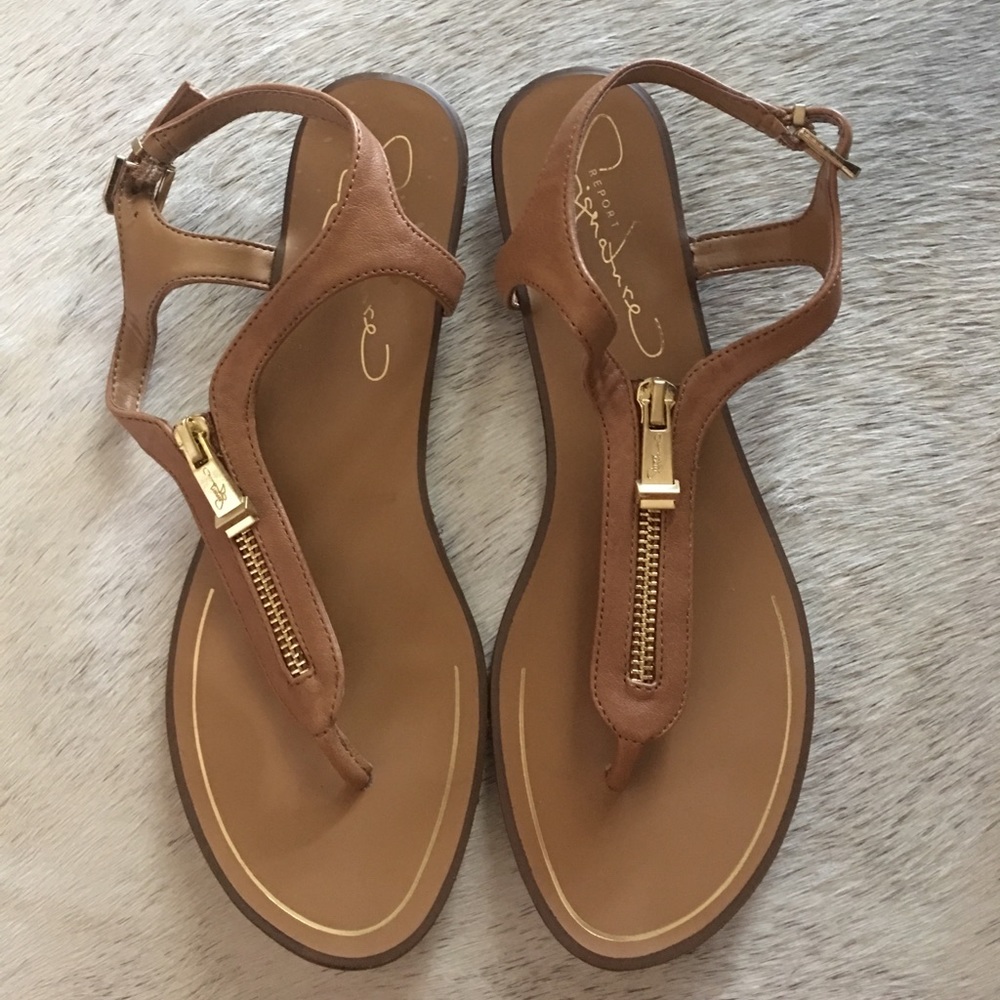 Report Signature zipper sandals