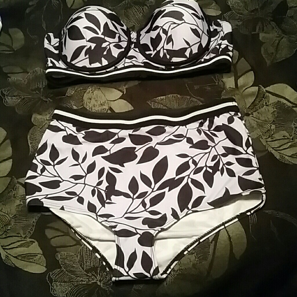 High waisted bikini